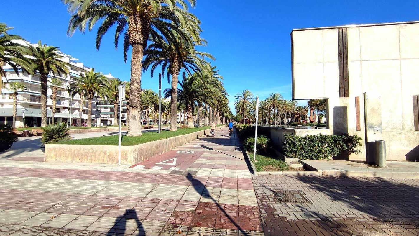 Salou - Plage du Levant et Passeo Jacques 1er - 063.jpg
